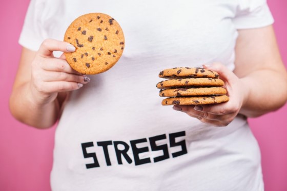 Skutečně častým spouštěčem PPP může být například stres. Stres může hrát velkou roli například u poruchy způsobující přejídání, kdy nemocný hledá úlevu od stresu právě v jídle